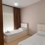 Apartment Gjiri Lalzit