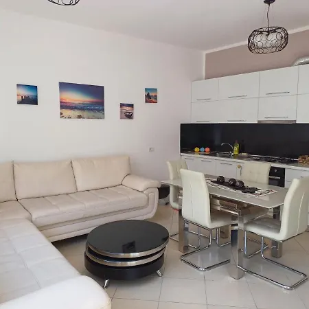 Gjiri Lalzit Apartment Durres