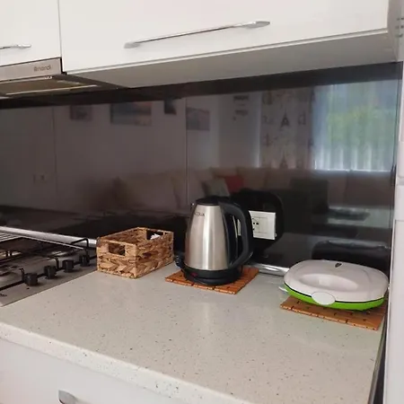Apartment Gjiri Lalzit