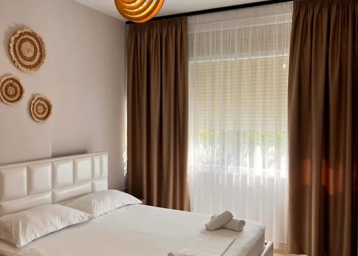 Apartment Gjiri Lalzit